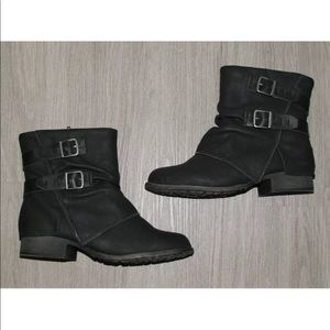 SO Black Moto Grunge Buckle Side Zip Boots NEW